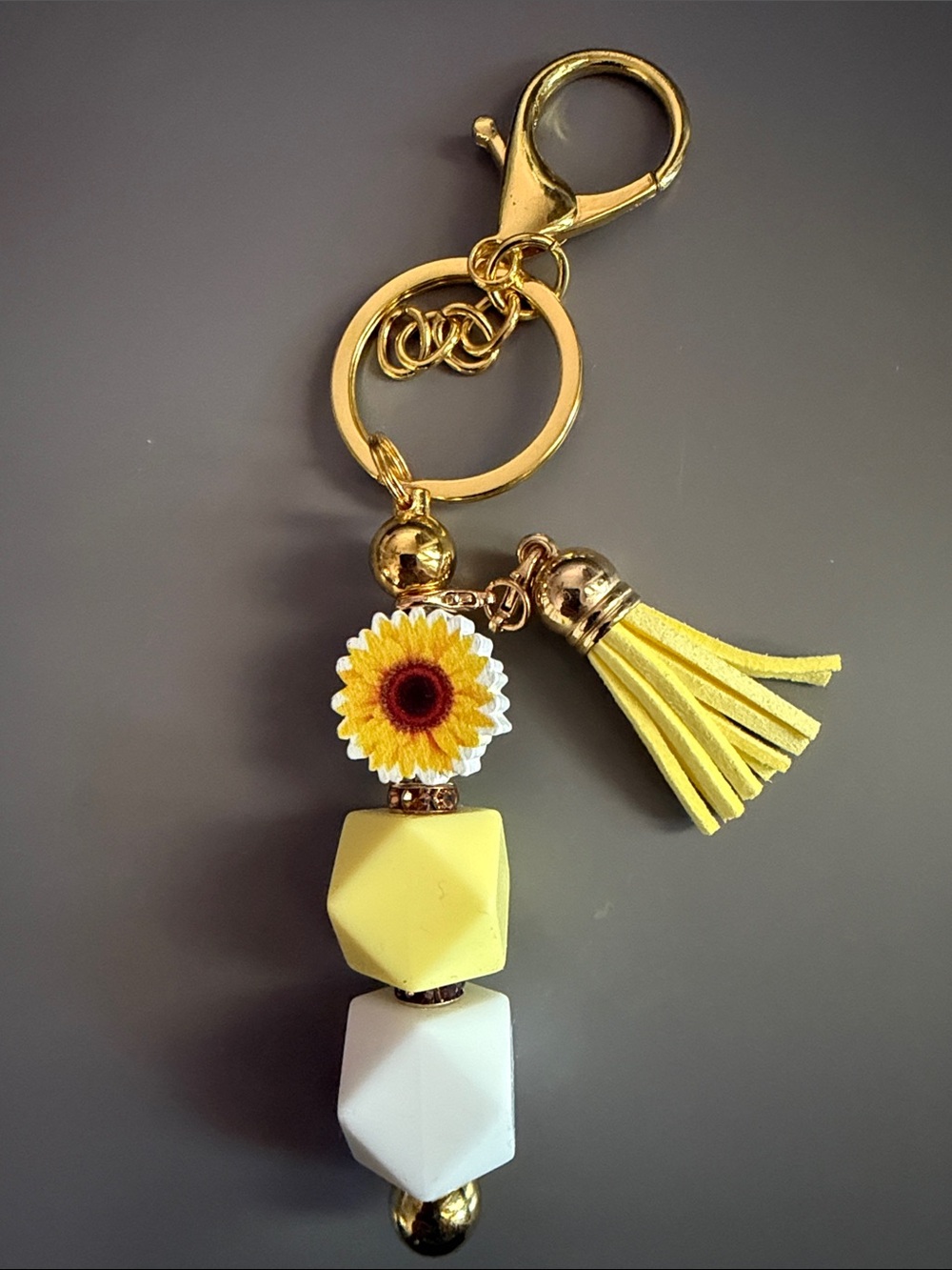 NWOT Yellow Sunflower Tassel Key & Card Holder Charm